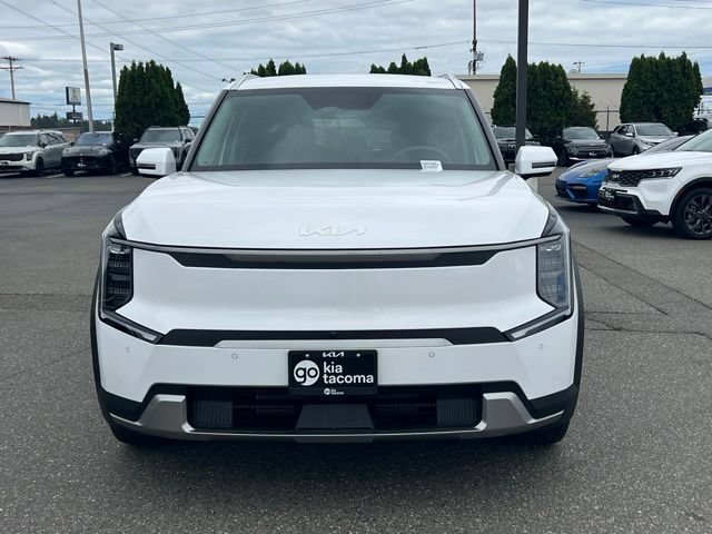 Used 2026 Kia EV9 Wind AWD/4WD image 4
