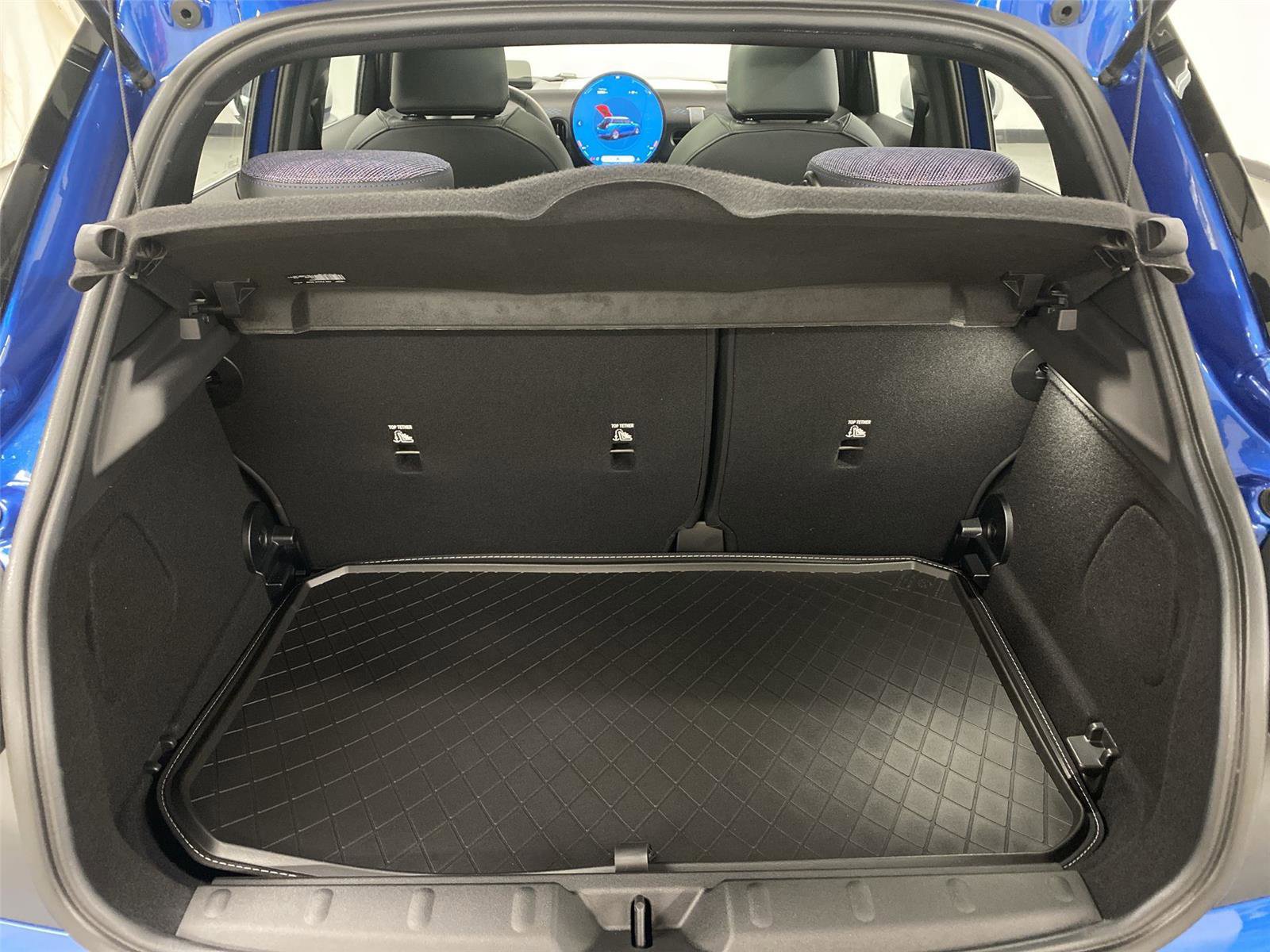 New 2026 MINI Cooper 4-Door Hardtop FWD image 25