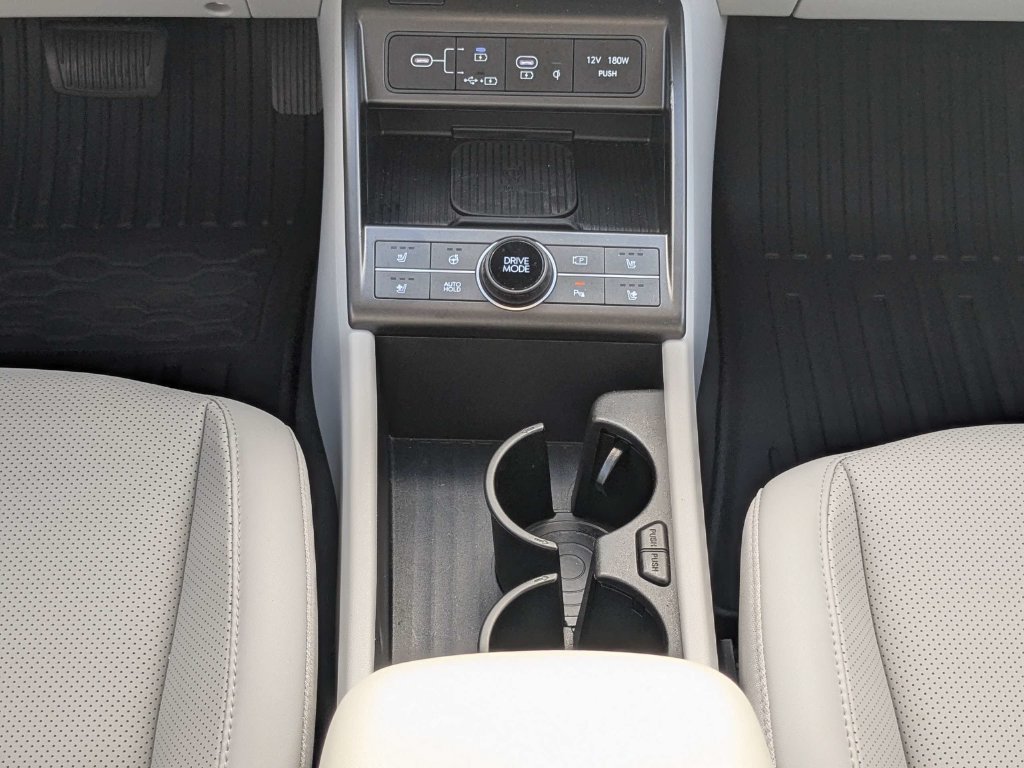 Certified 2026 Hyundai Kona Limited FWD image 24