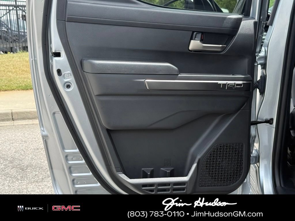 Used 2025 Toyota Tacoma TRD Off-Road AWD/4WD image 24