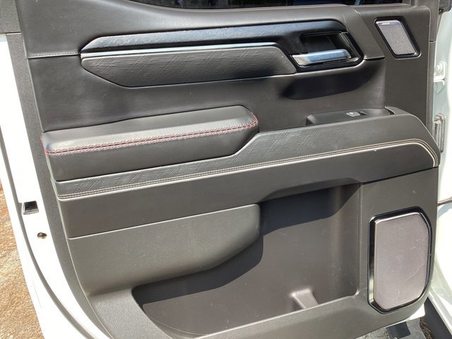 Used 2022 GMC Sierra 1500 AT4X image 18