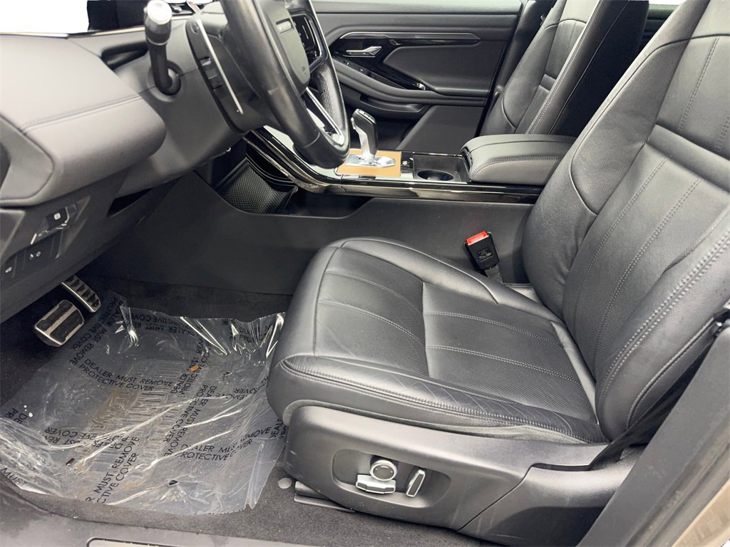 Used 2021 Land Rover Range Rover Evoque R-Dynamic SE image 26