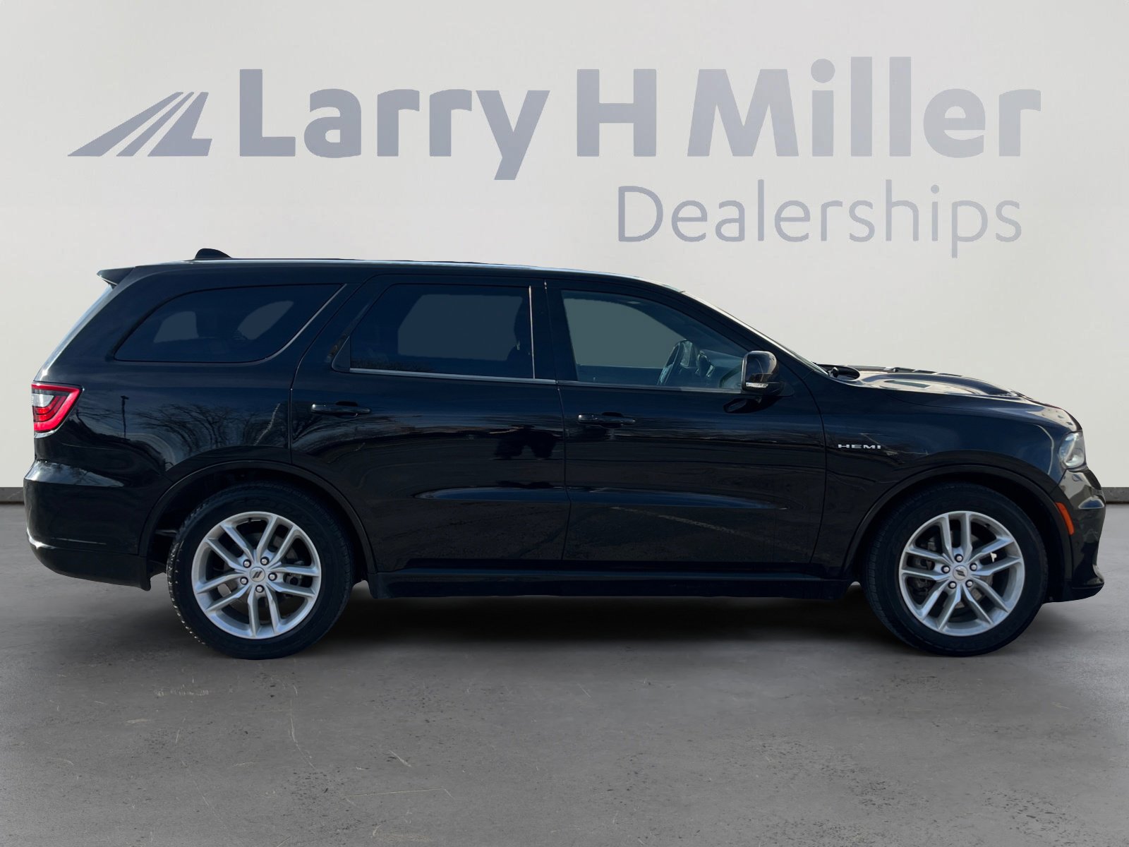 Used 2022 Dodge Durango R/T w/ Trailer Tow Group IV image 6