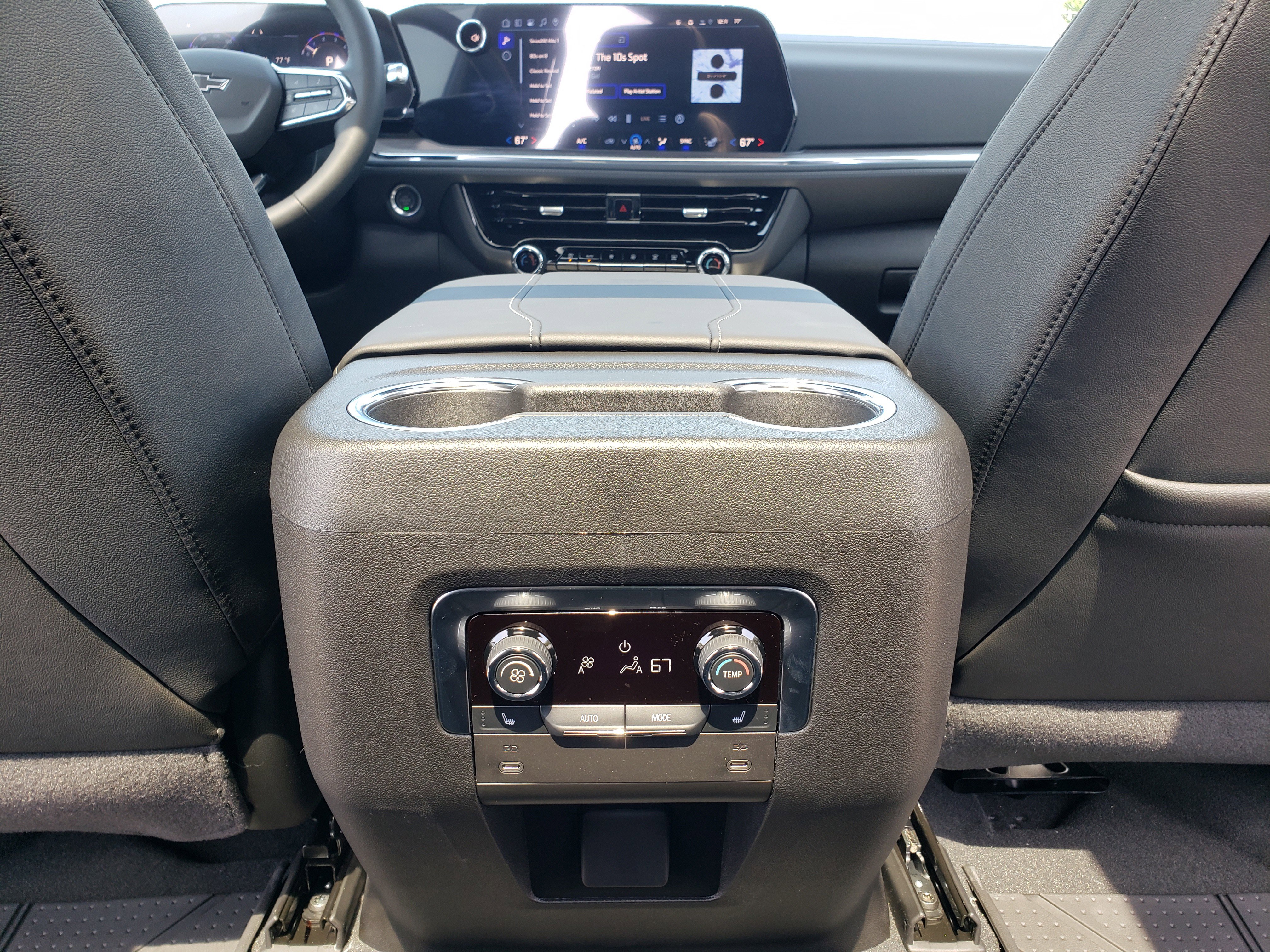 New 2026 Chevrolet Tahoe Z71 w/ Comfort Package AWD/4WD image 36