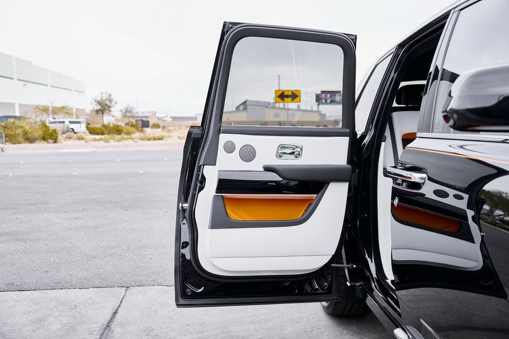 Used 2026 Rolls-Royce Cullinan image 28