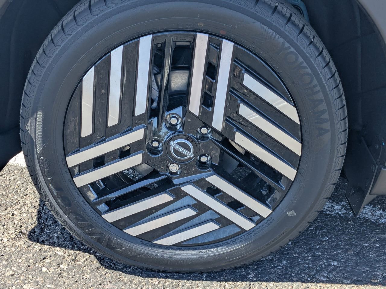 New 2026 Nissan Leaf SV+ w/ Floor Mat Package (SV+) image 9