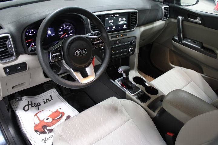 Used 2020 Kia Sportage LX image 42