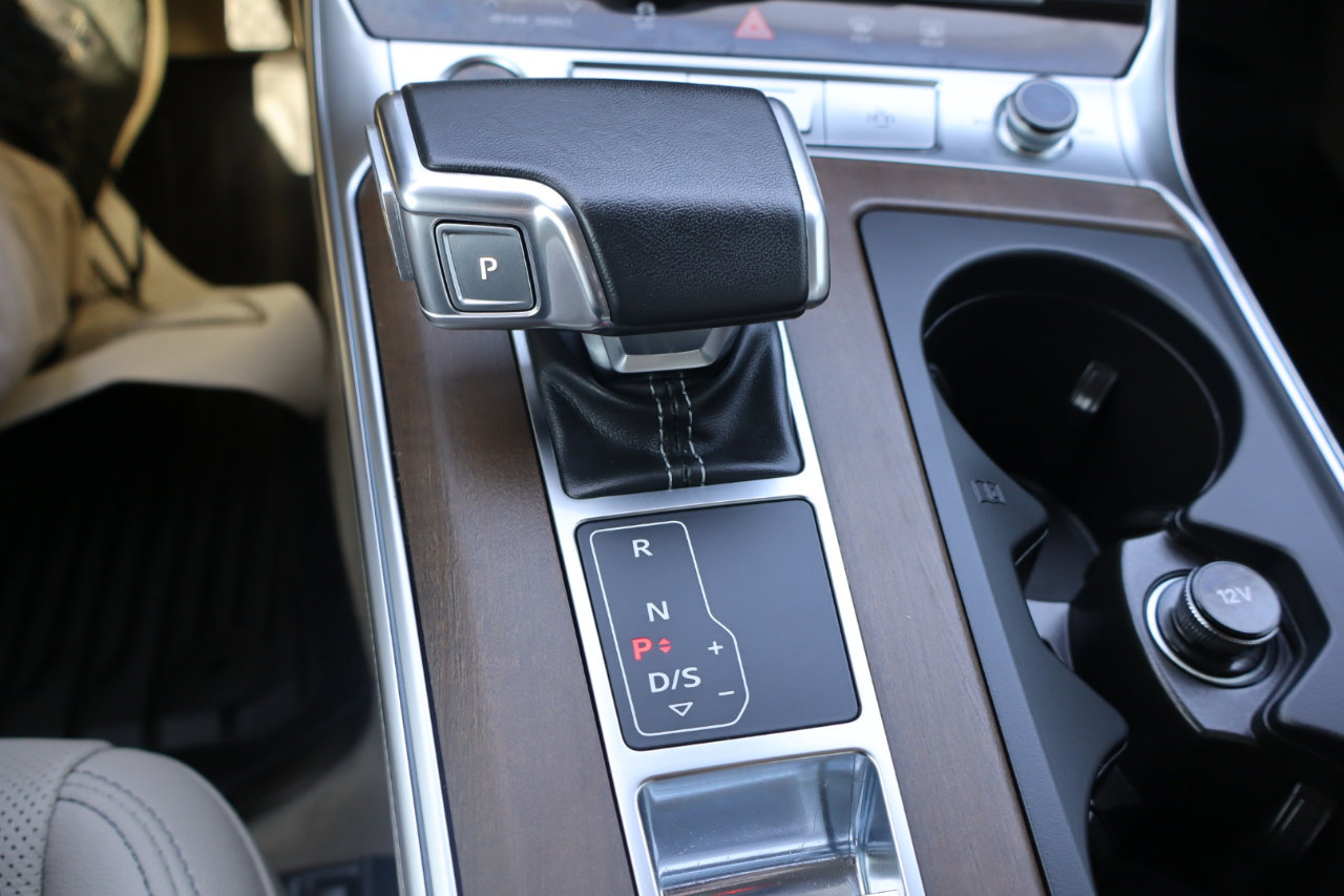 Used 2024 Audi A6 3.0T Prestige image 16