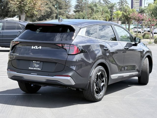 New 2026 Kia Sportage EX FWD image 4