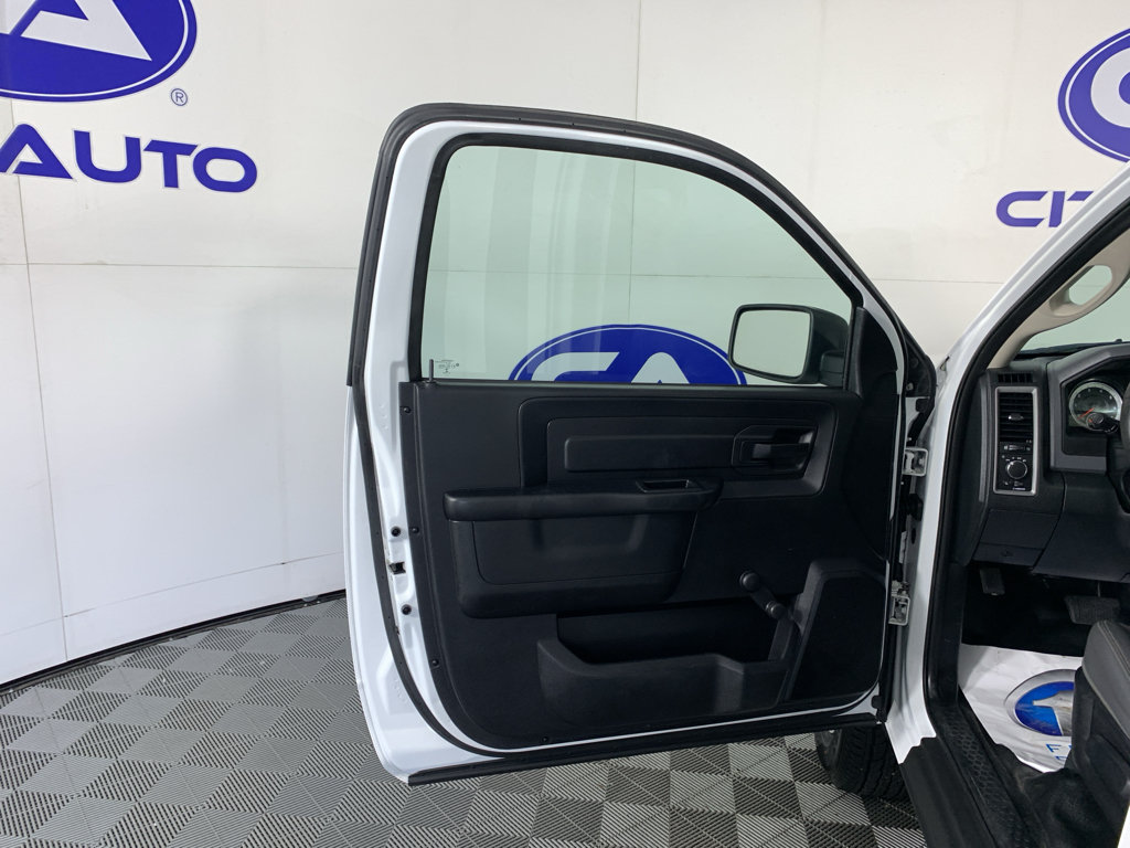 Used 2015 RAM 2500 Tradesman RWD image 13
