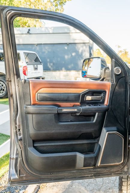 Used 2021 RAM 2500 Limited image 17