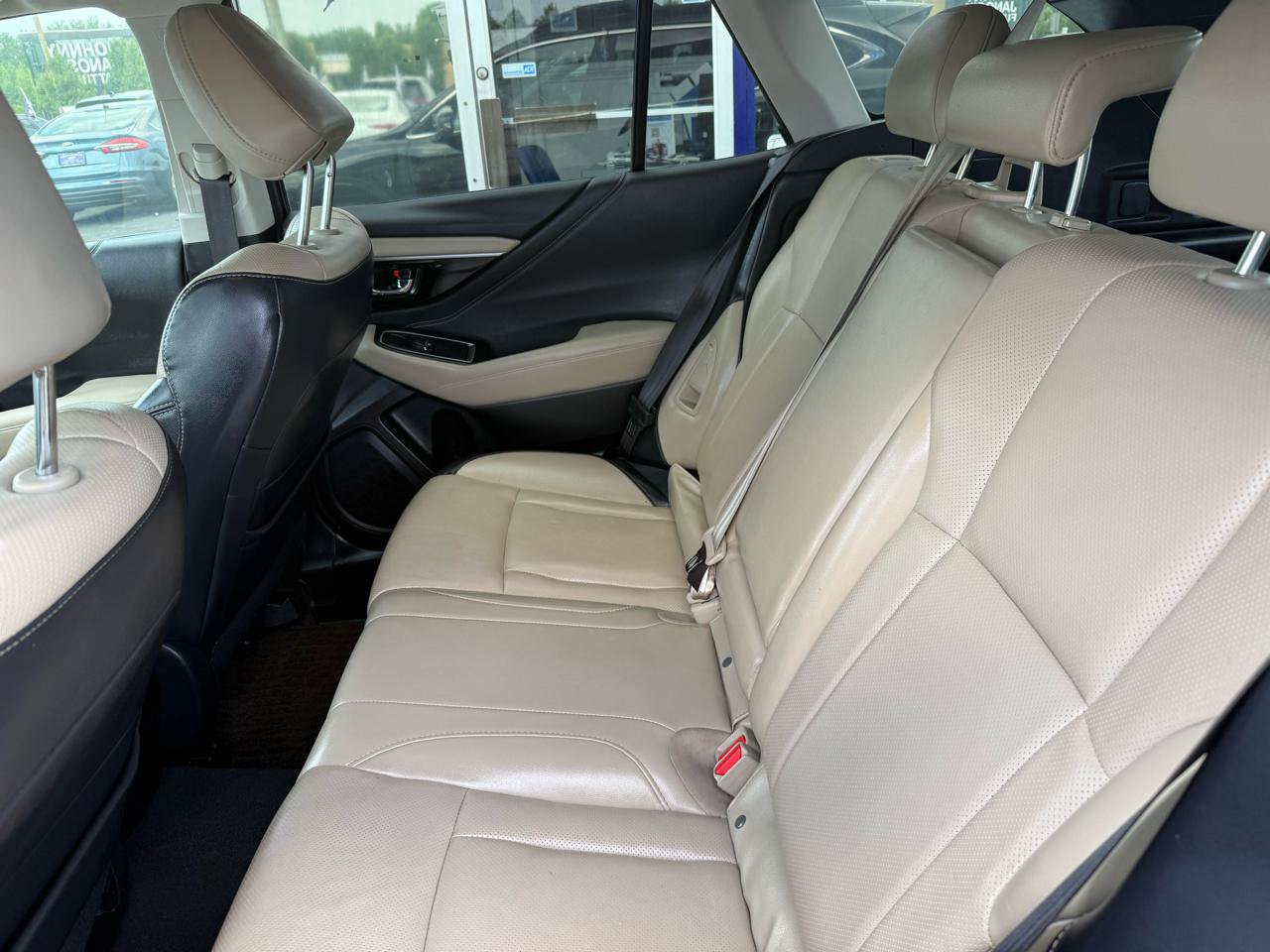Used 2022 Subaru Outback Limited AWD/4WD image 11