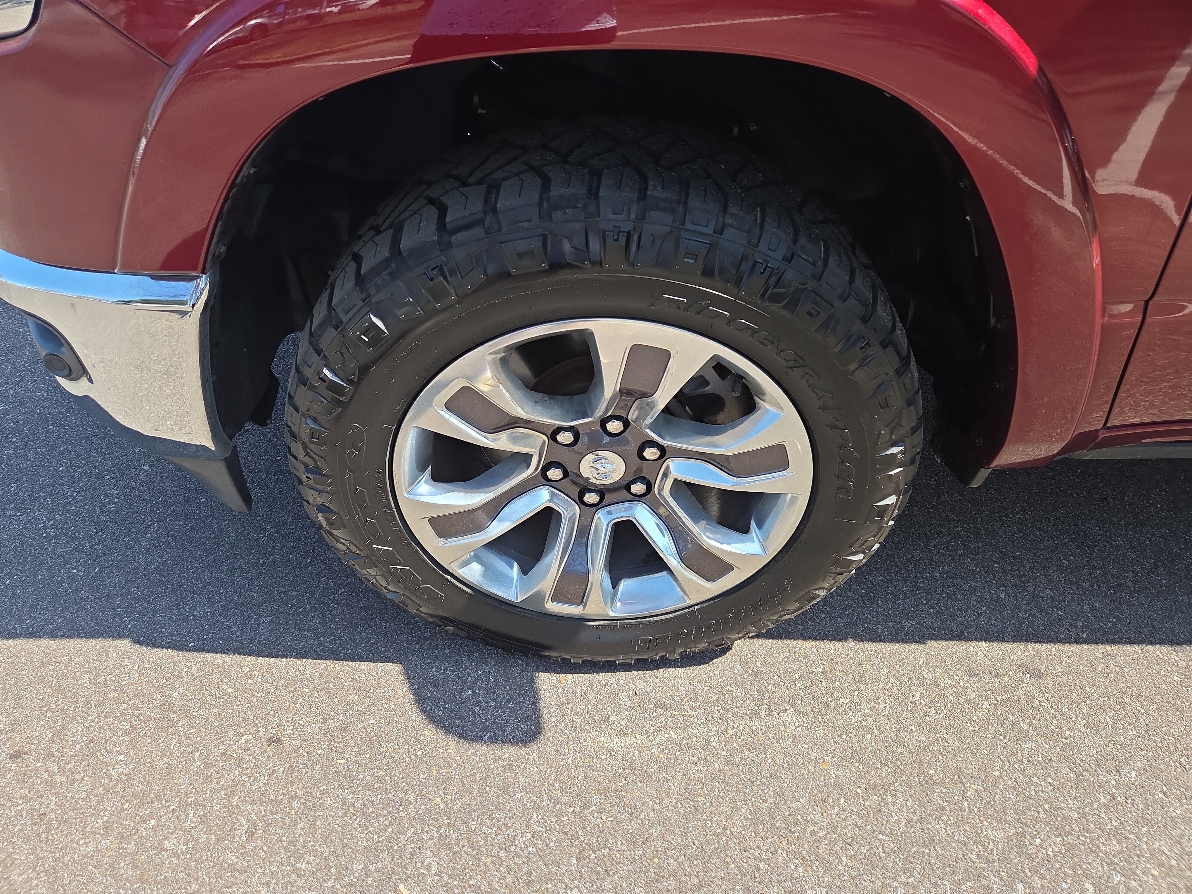 Used 2019 RAM 1500 Limited image 9