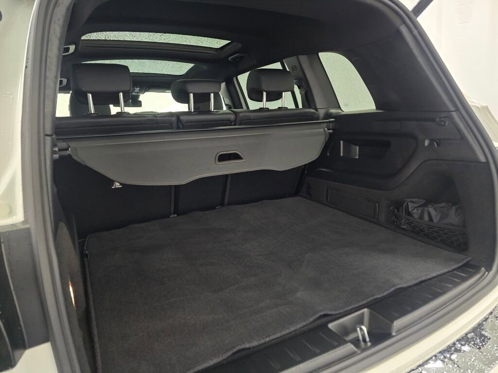 Used 2025 Mercedes-Benz GLB 250 4MATIC image 21
