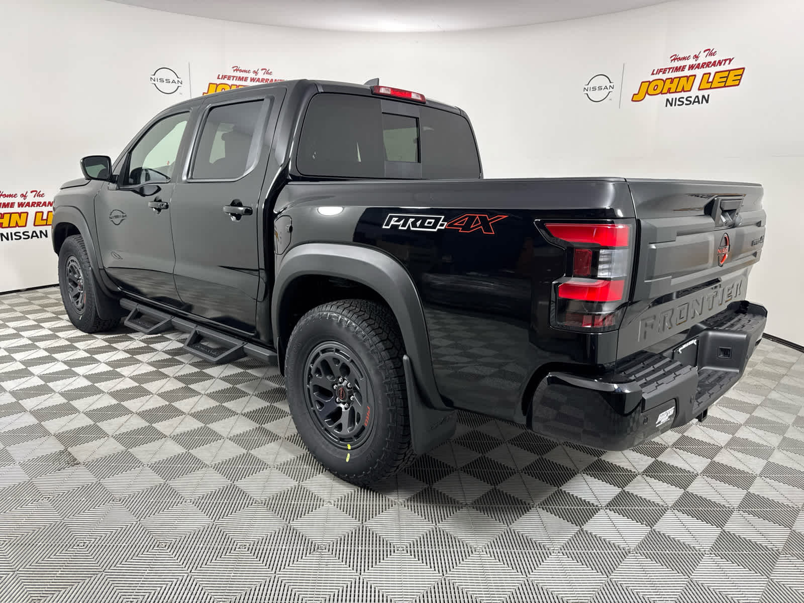 New 2026 Nissan Frontier PRO-4X image 3