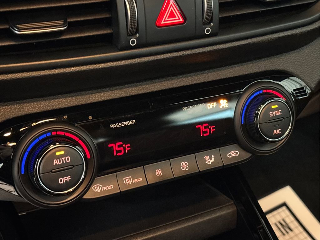 Certified 2023 Kia Forte GT-Line image 30