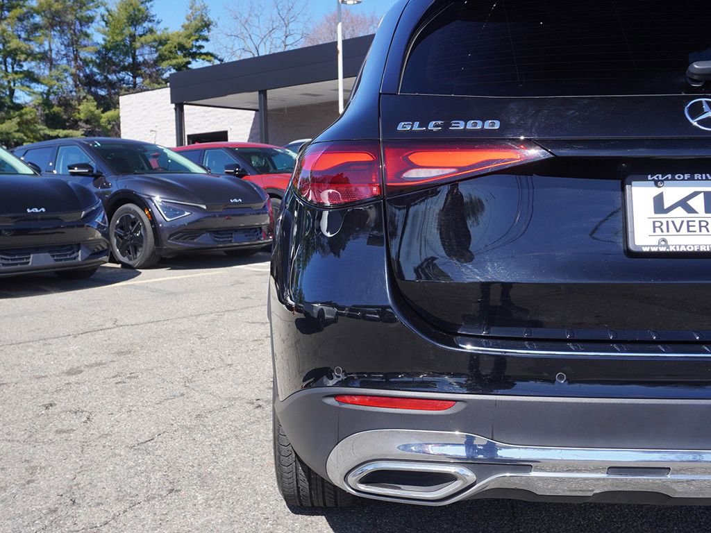 Used 2023 Mercedes-Benz GLC 300 4MATIC image 15