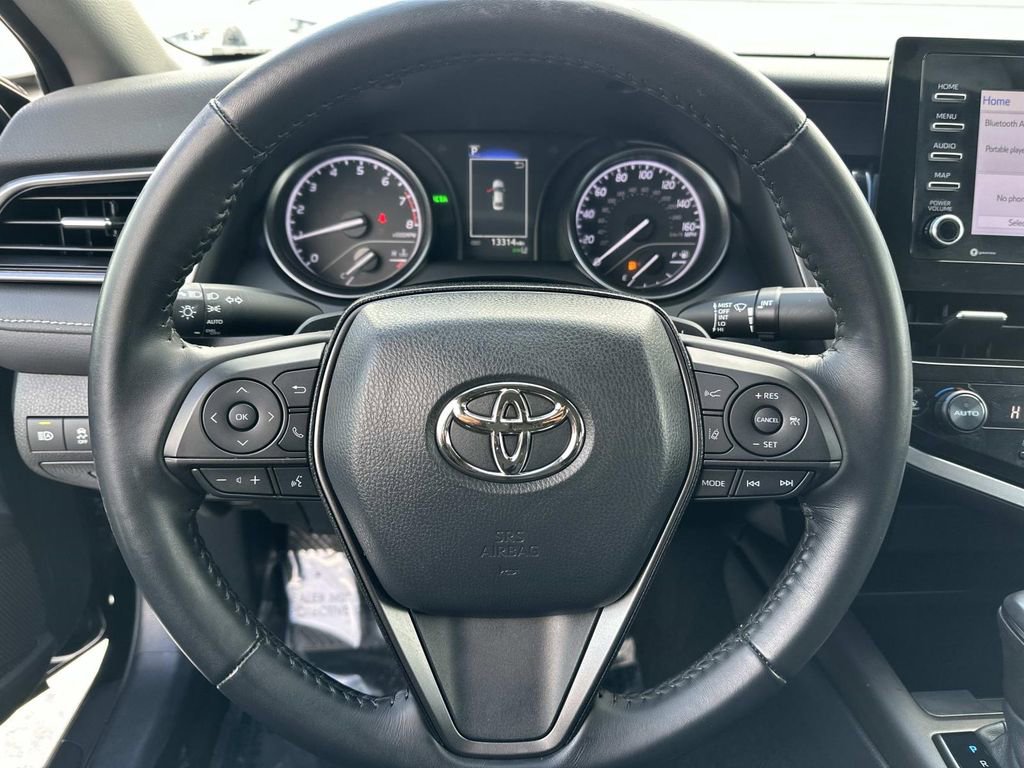 Used 2023 Toyota Camry SE image 18