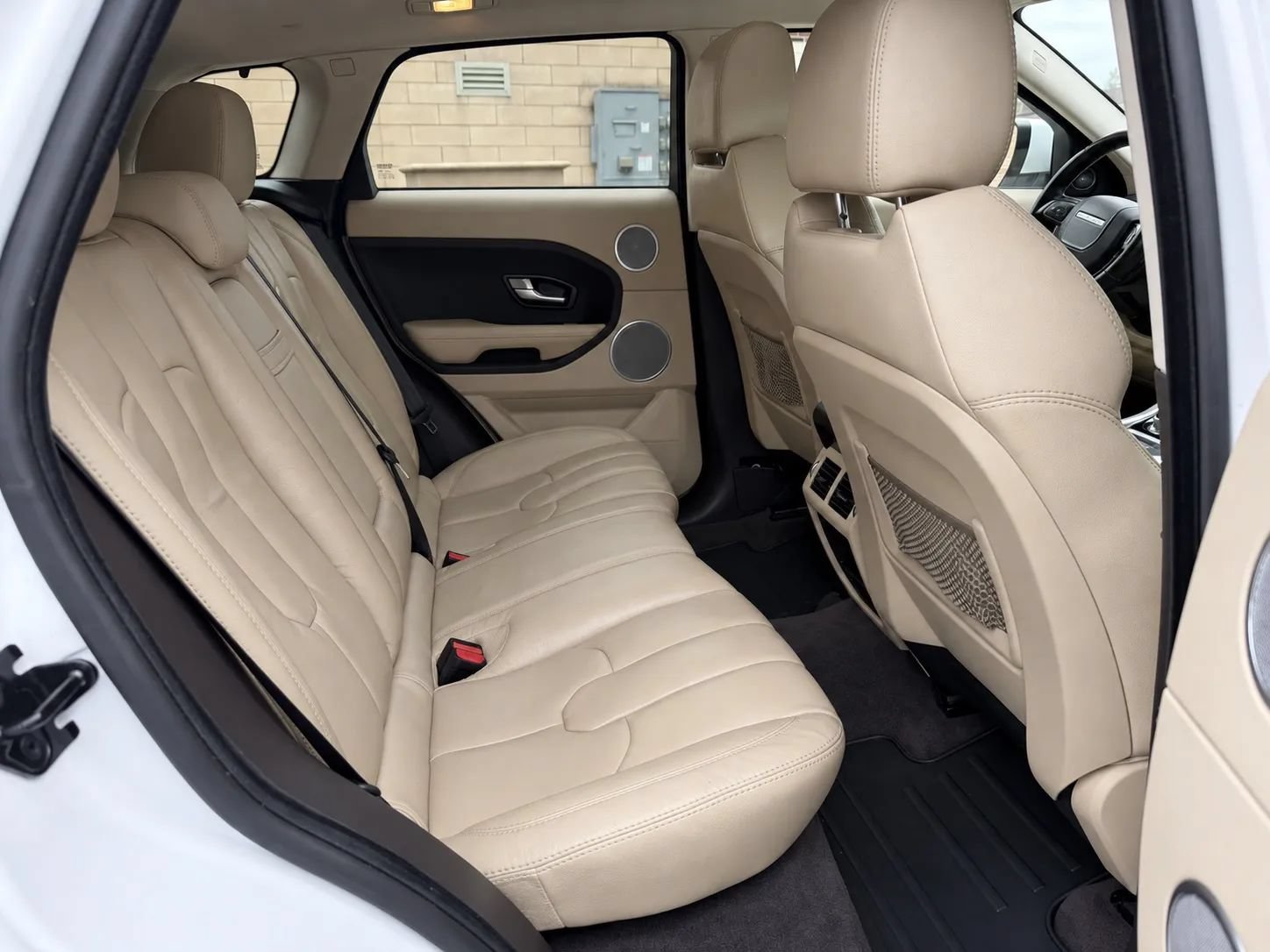 Used 2012 Land Rover Range Rover Evoque Pure Plus AWD/4WD image 23