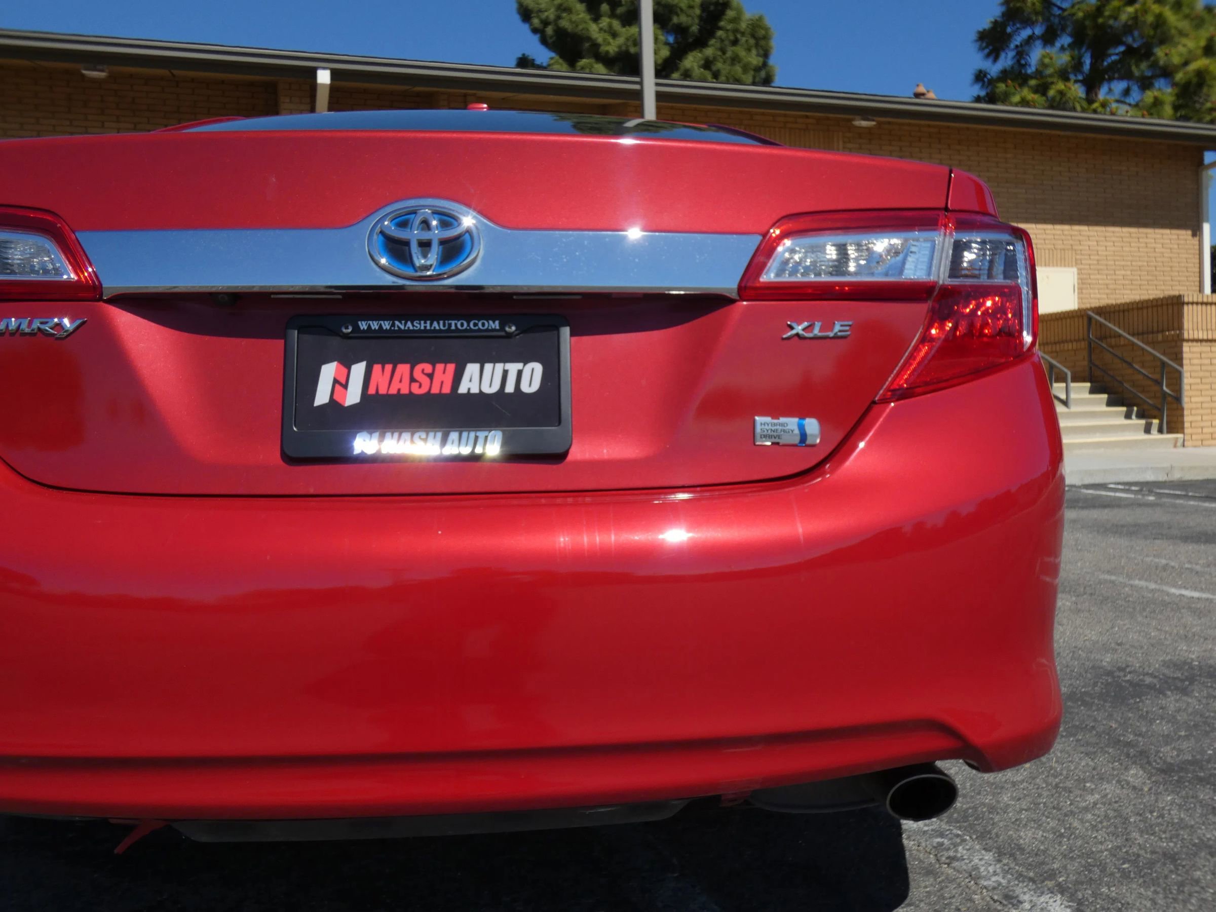 Used 2013 Toyota Camry XLE w/ Convenience Pkg image 9