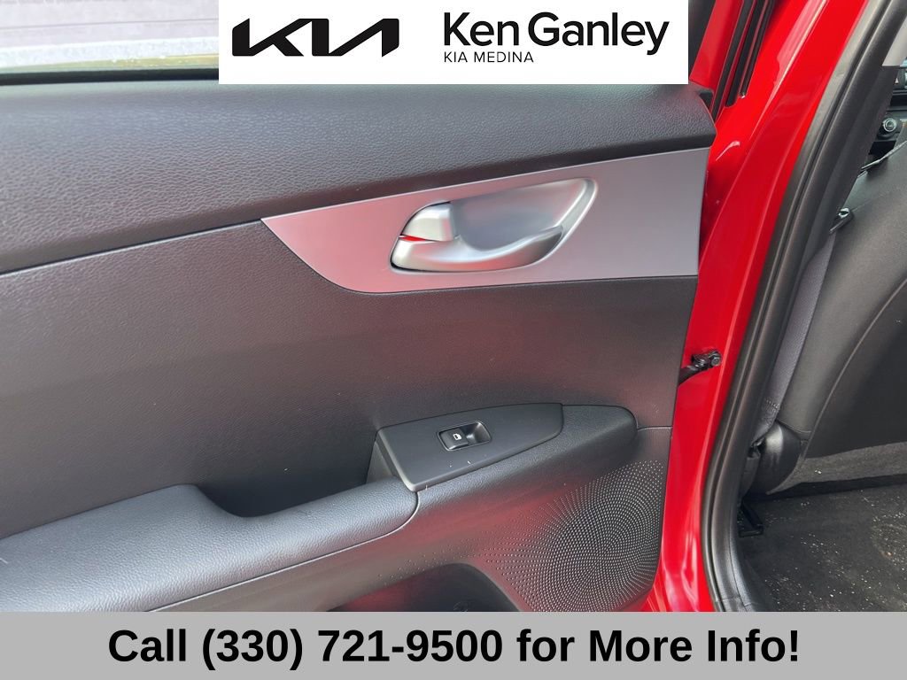 Certified 2023 Kia Forte LXS w/ LXS Technology Package image 47