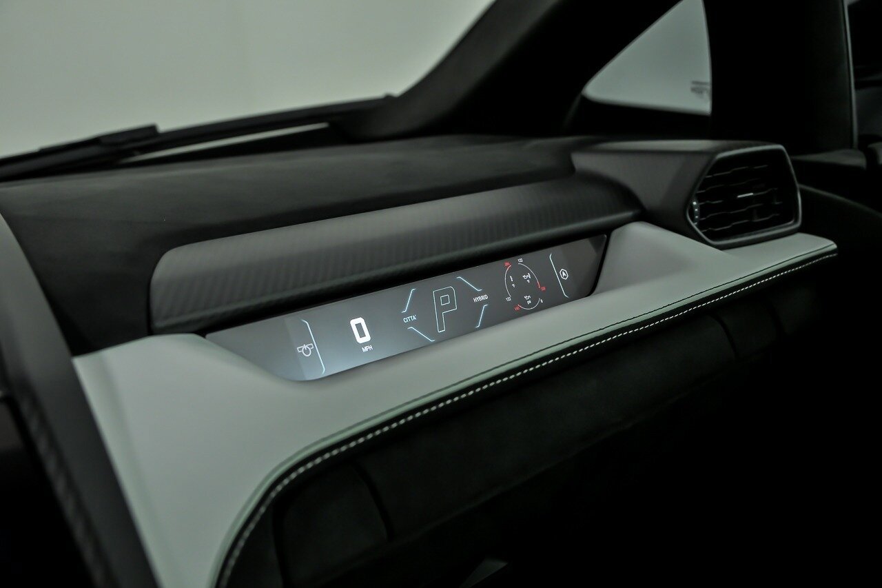 Used 2024 Lamborghini Revuelto image 42