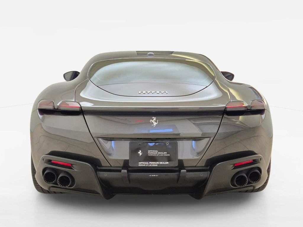 Used 2022 Ferrari Roma RWD image 10