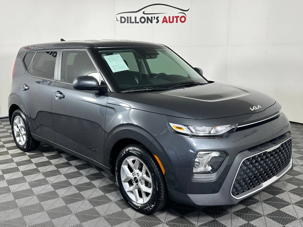 Used 2022 Kia Soul LX w/ Technology Package FWD image 9