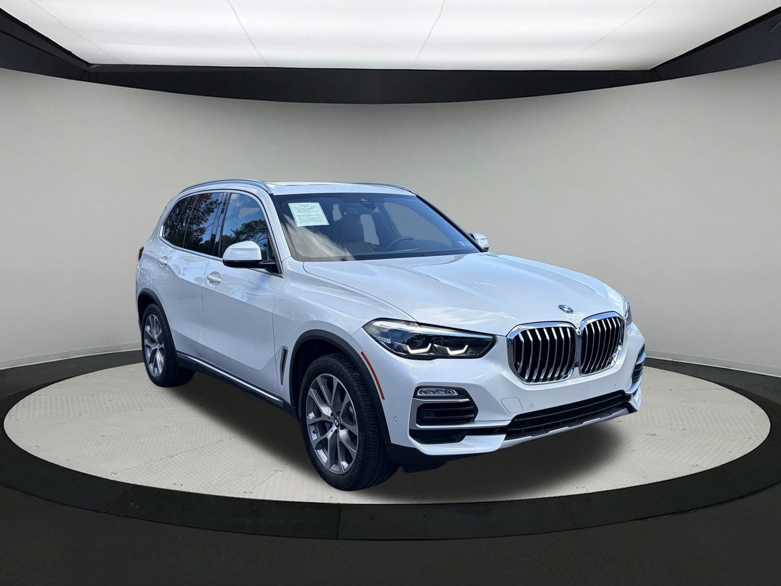 Used 2020 BMW X5 xDrive40i w/ Premium Package AWD/4WD image 3