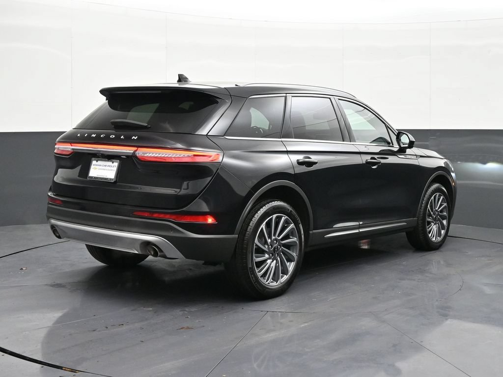 Used 2023 Lincoln Corsair Reserve AWD/4WD image 5
