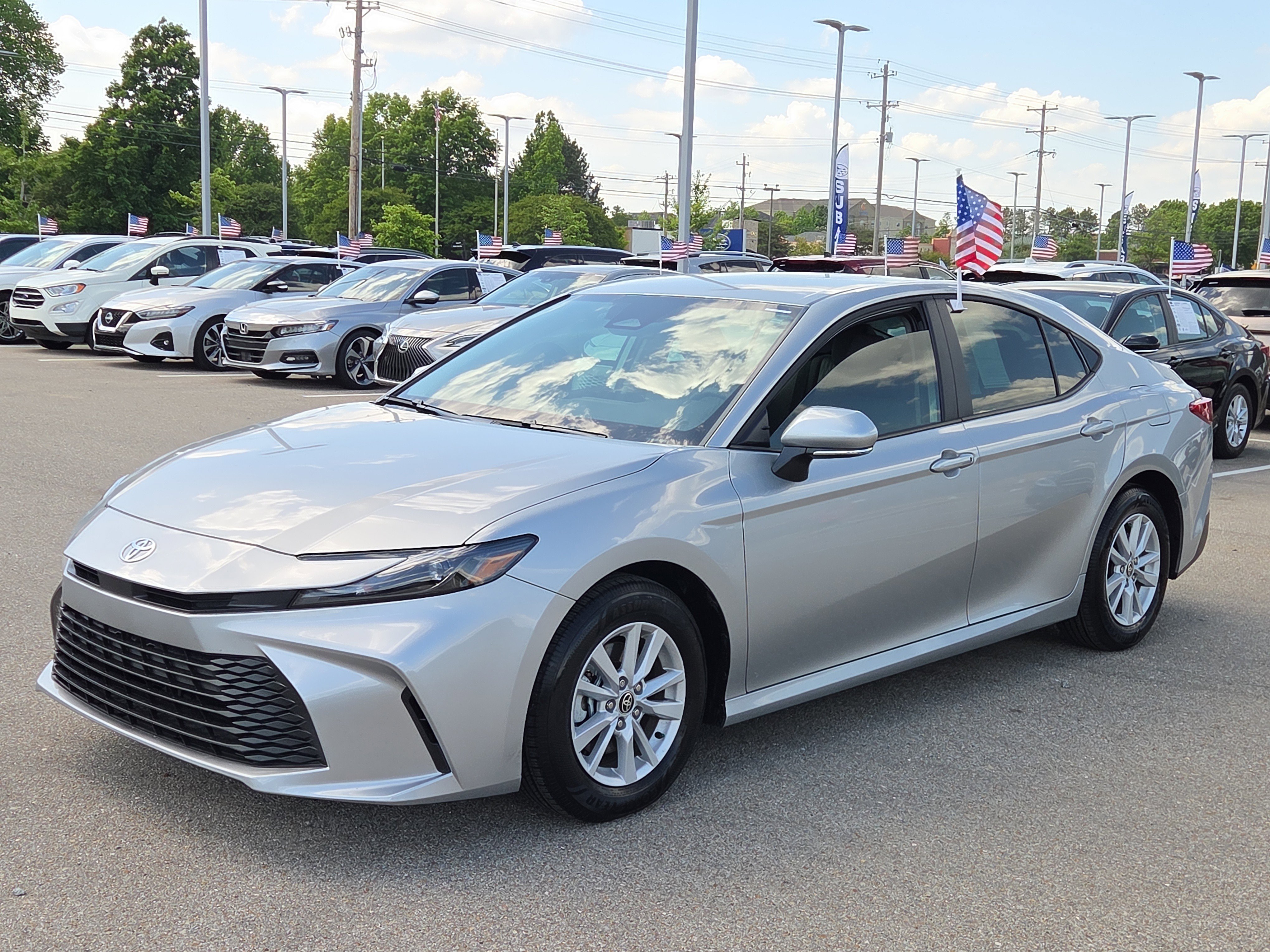 Used 2026 Toyota Camry LE w/ Convenience Package FWD image 7