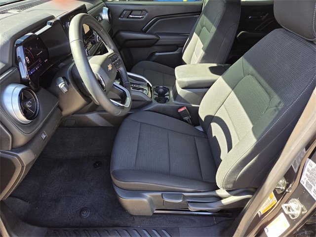 Used 2024 Chevrolet Colorado LT image 10