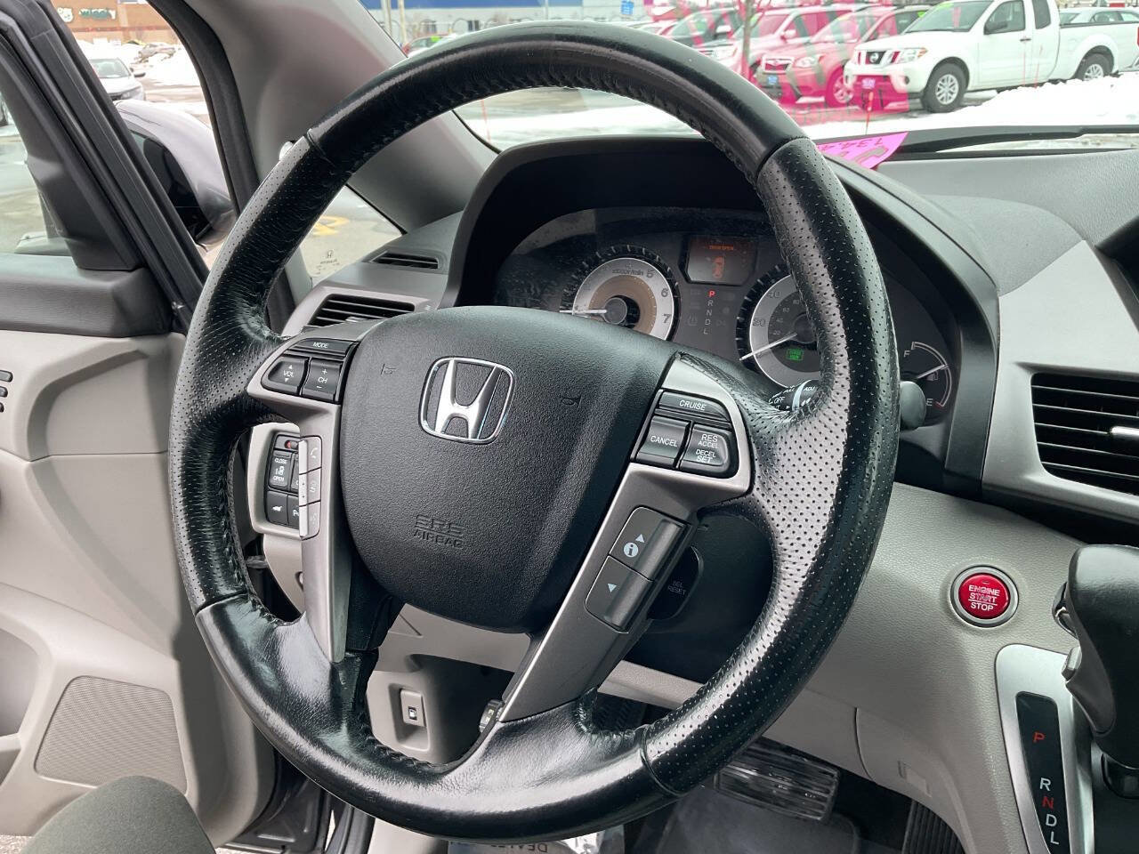 Used 2017 Honda Odyssey Touring Elite image 18