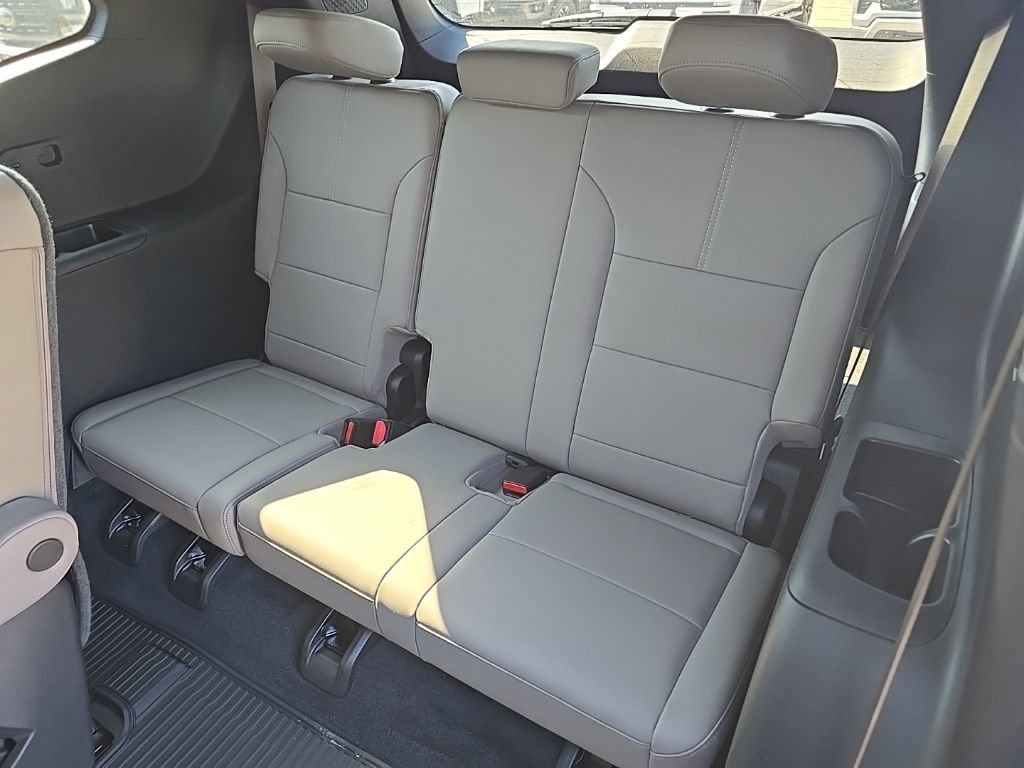 Used 2024 GMC Acadia Elevation w/ Trailering Package AWD/4WD image 19