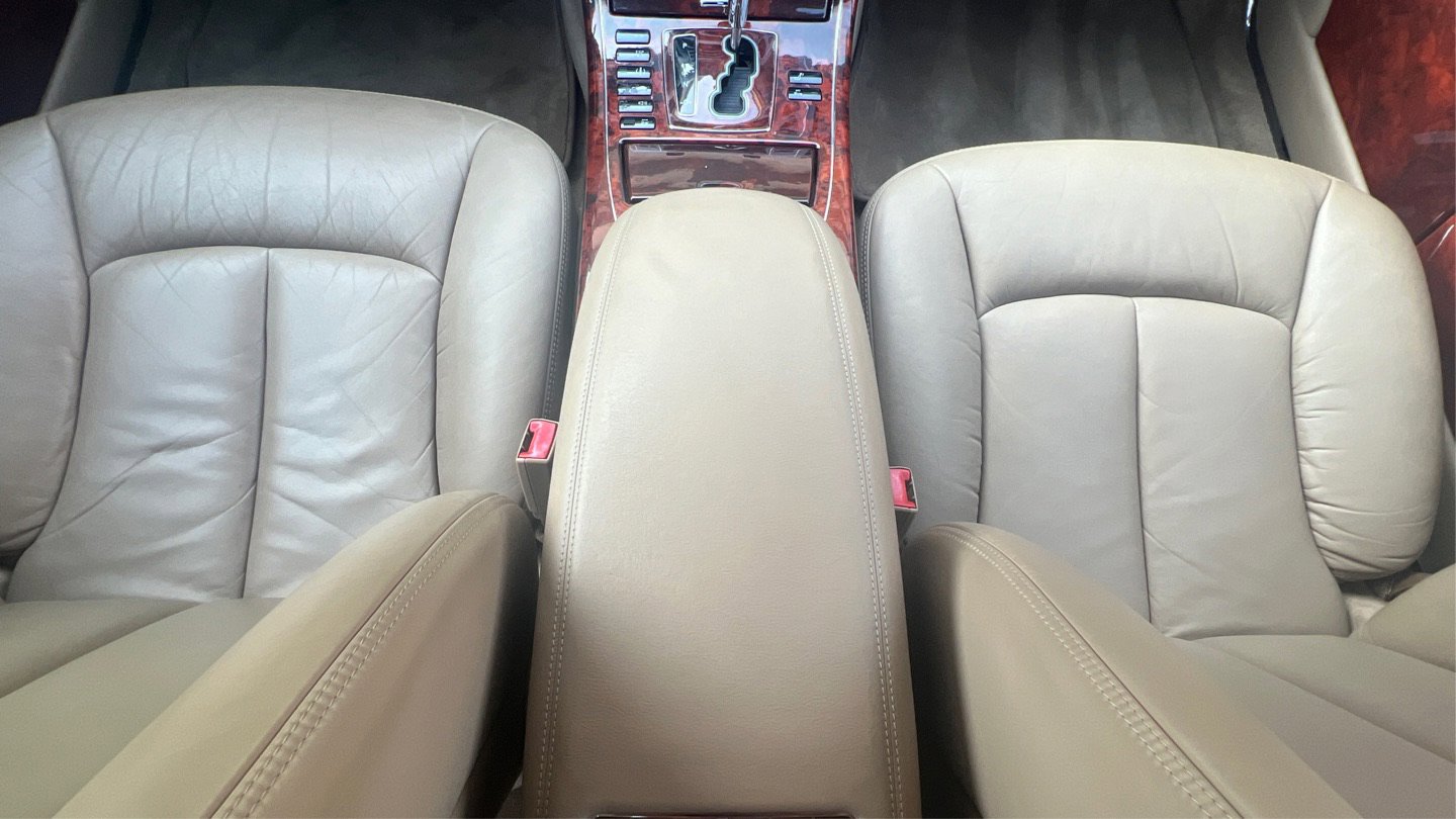 Used 2004 Maybach 57 sedan image 17