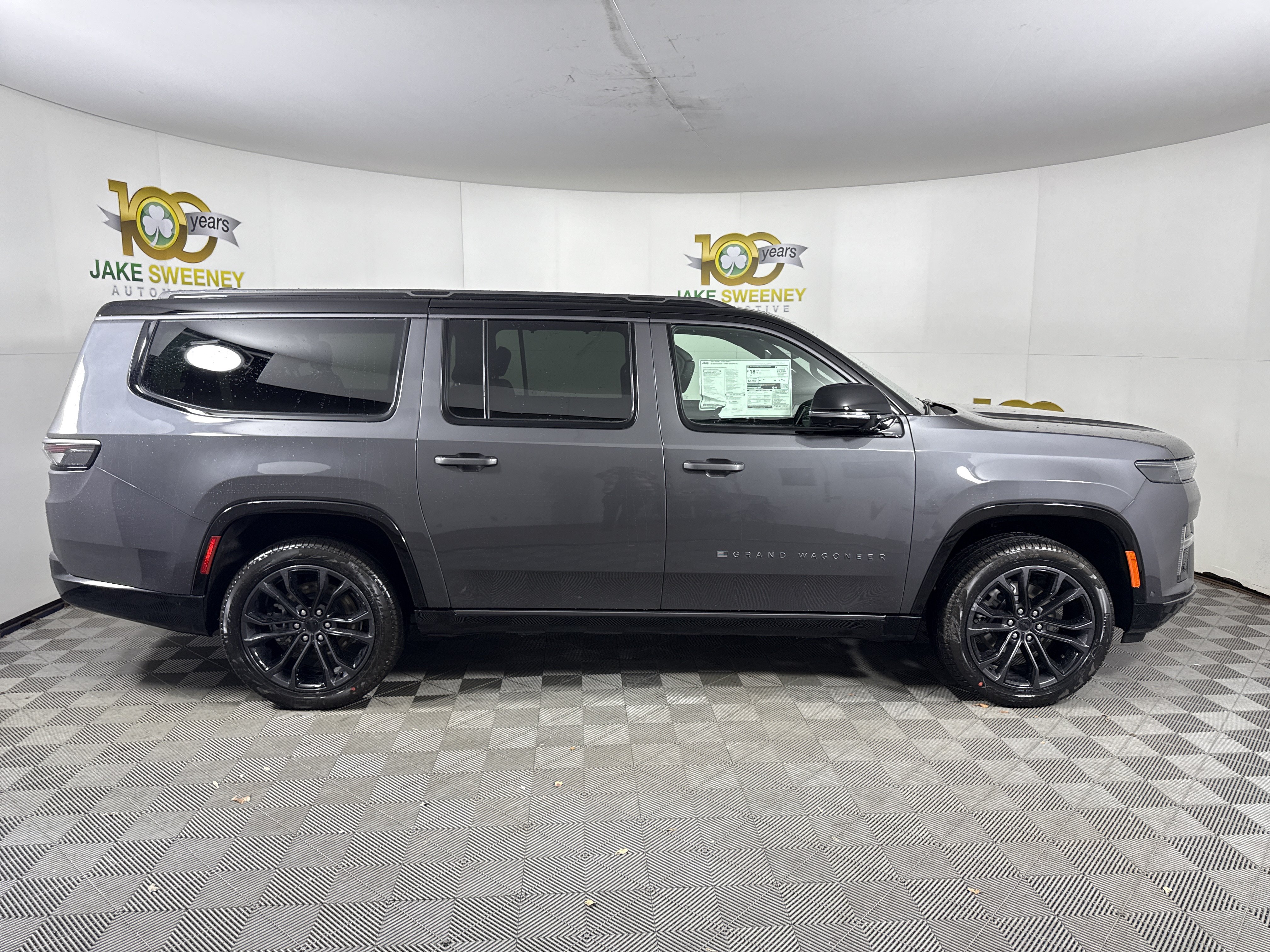 New 2026 Jeep Grand Wagoneer L Summit AWD/4WD image 11
