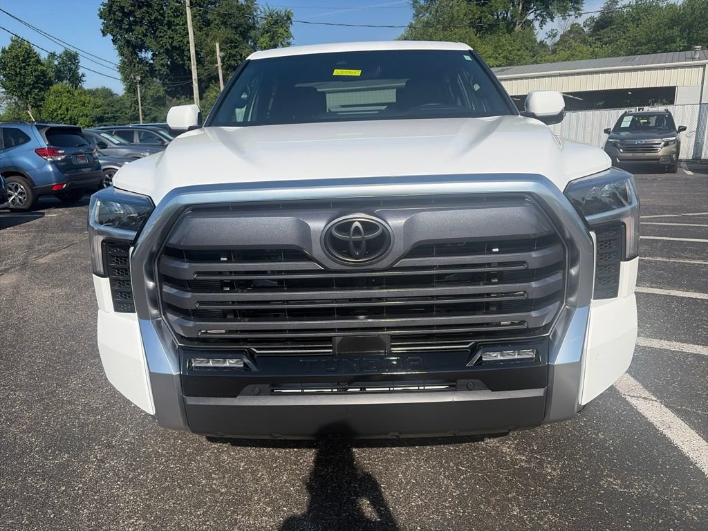 Used 2026 Toyota Tundra Limited AWD/4WD image 2