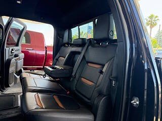 Used 2022 GMC Sierra 3500 AT4 w/ AT4 Preferred Package AWD/4WD image 18