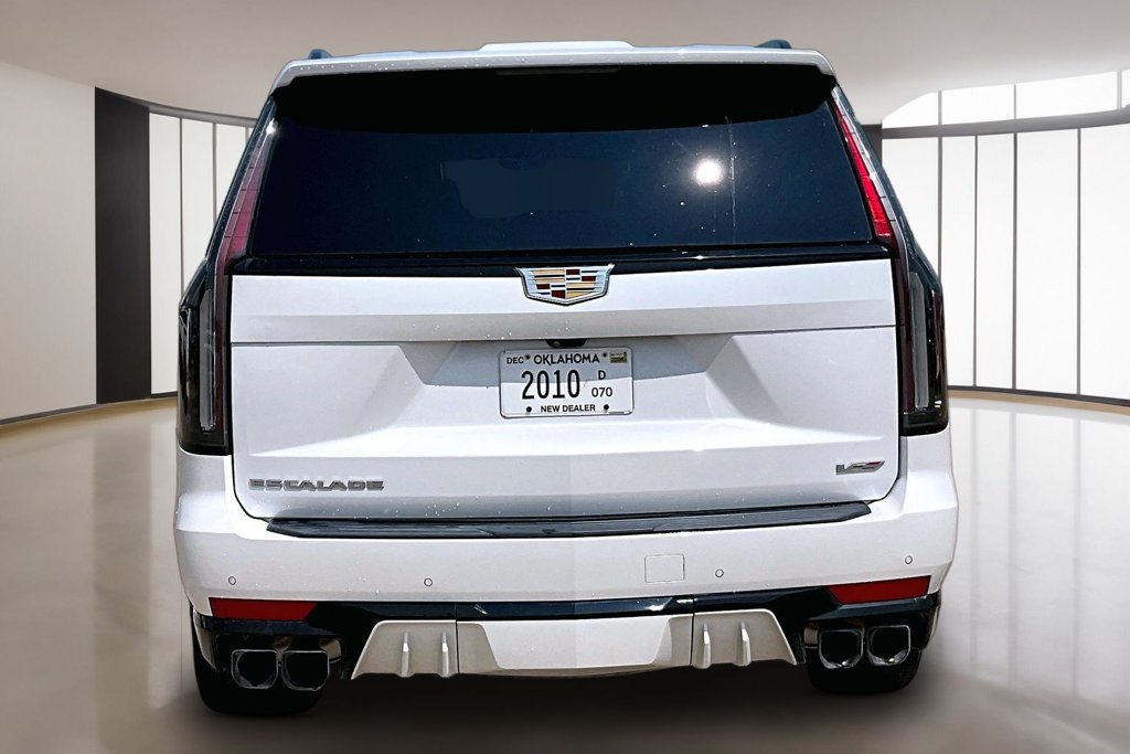 Used 2024 Cadillac Escalade V AWD/4WD image 4