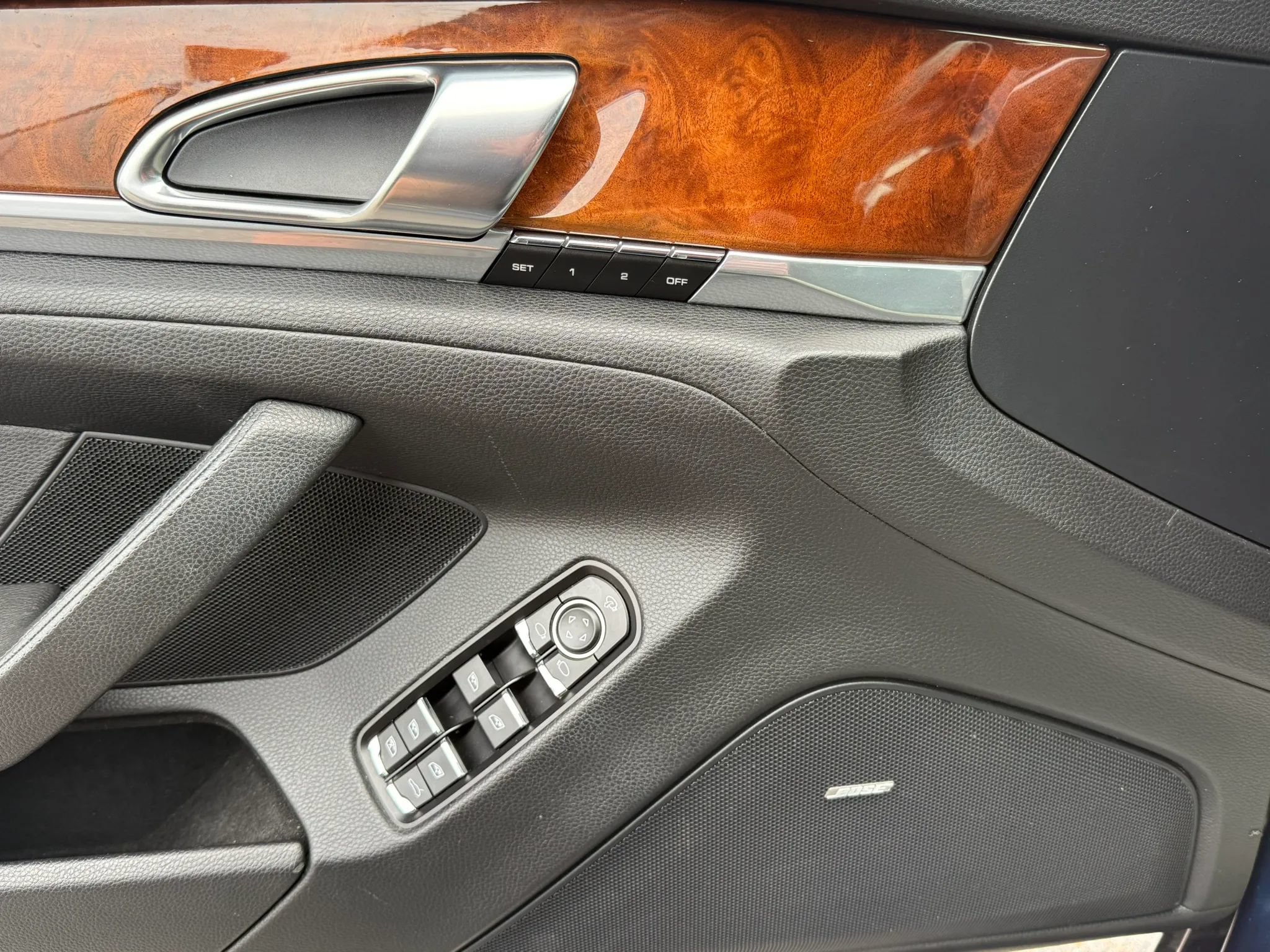 Used 2012 Porsche Panamera image 9