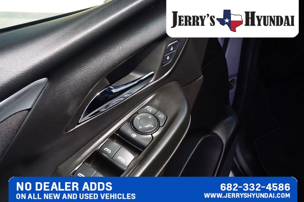 Used 2023 Chevrolet Bolt LT FWD image 16
