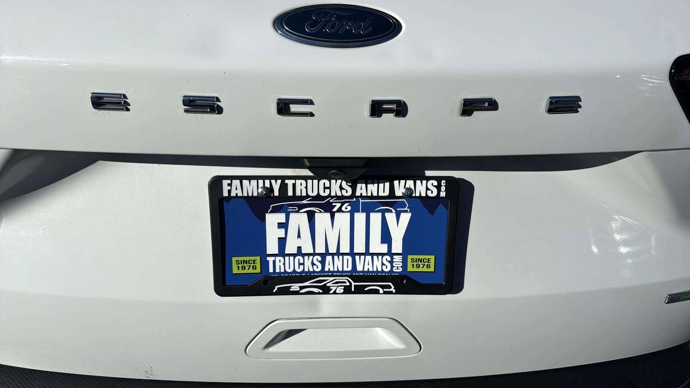 Used 2020 Ford Escape SE image 20