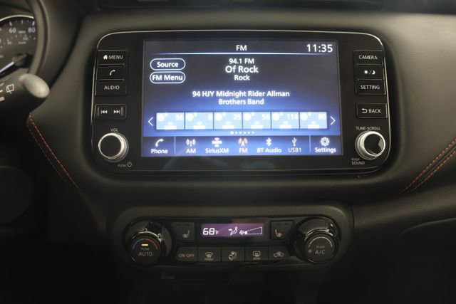 Used 2023 Nissan Kicks SR w/ SR Premium Package image 14