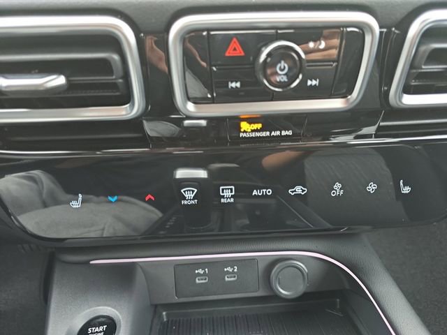 New 2026 Nissan Sentra SV FWD image 4