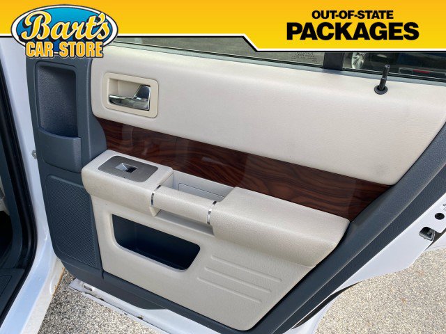 Used 2009 Ford Flex SEL image 11