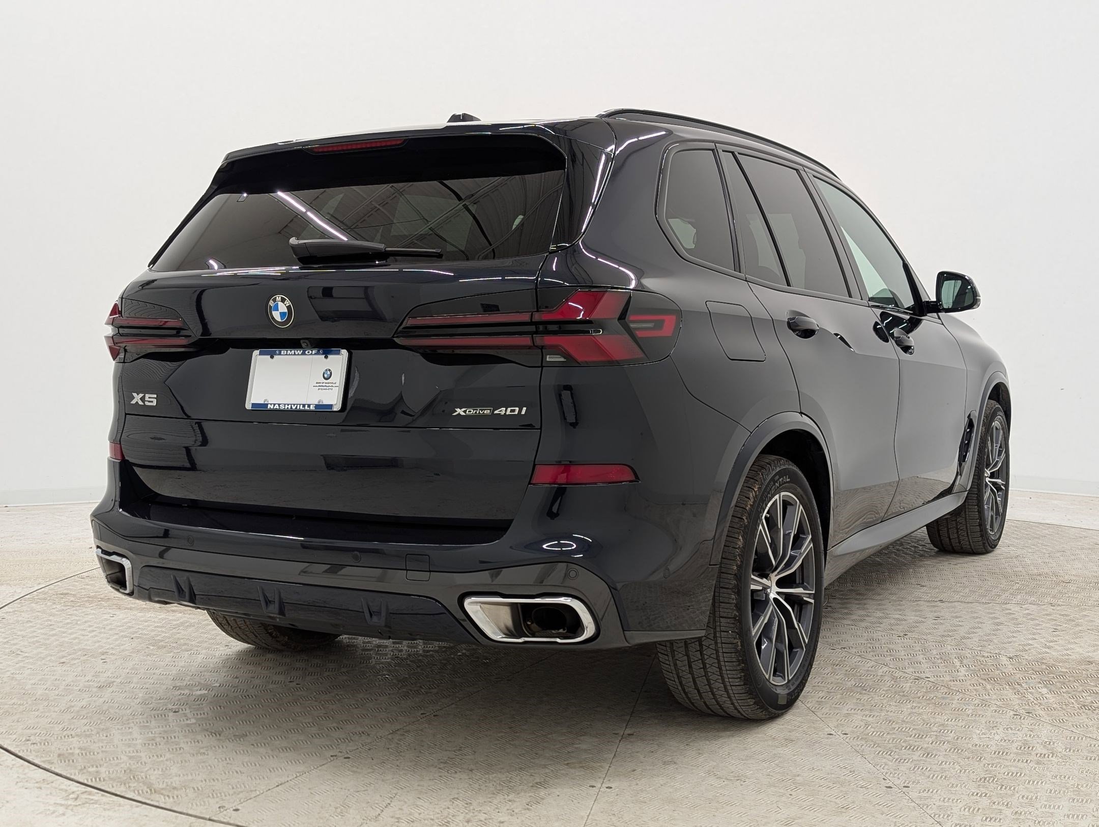 Certified 2025 BMW X5 xDrive40i w/ M Sport Package image 9