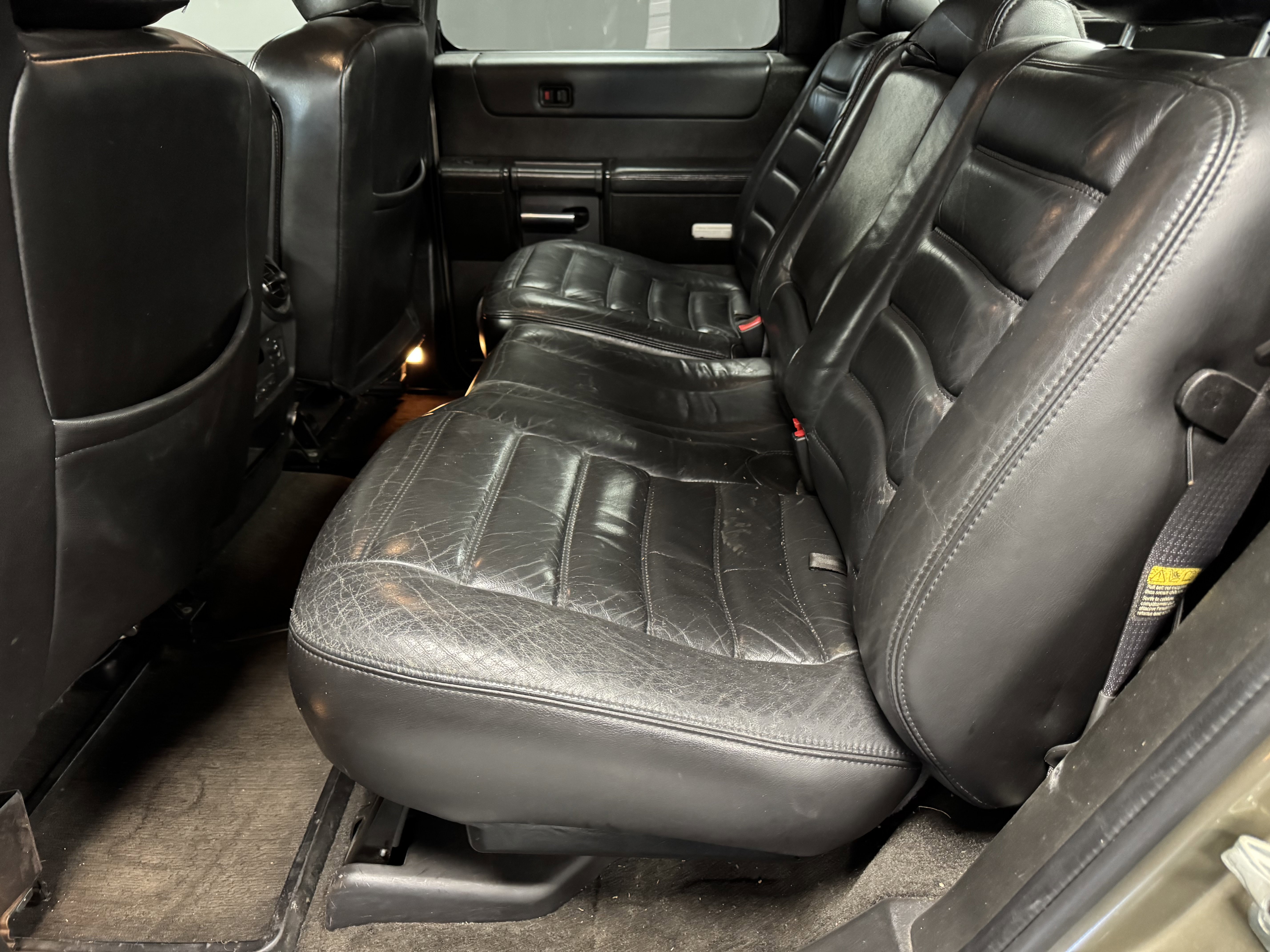 Used 2005 HUMMER H2 SUT w/ Preferred Equipment Group image 13