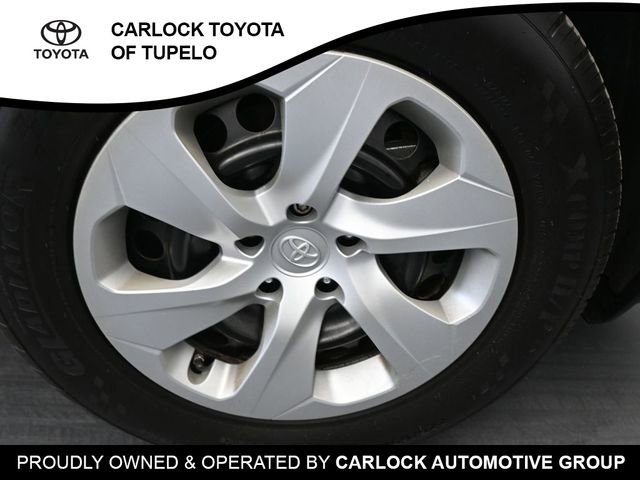 Used 2020 Toyota RAV4 LE image 33