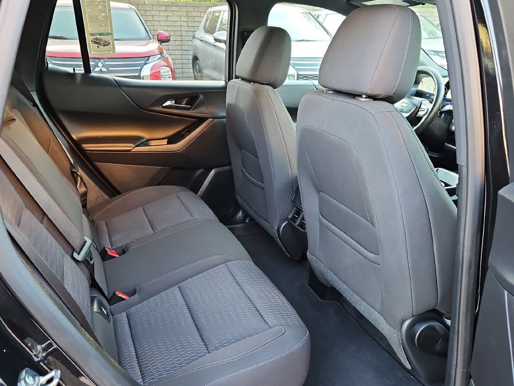 Used 2026 Chevrolet Equinox LT FWD image 30