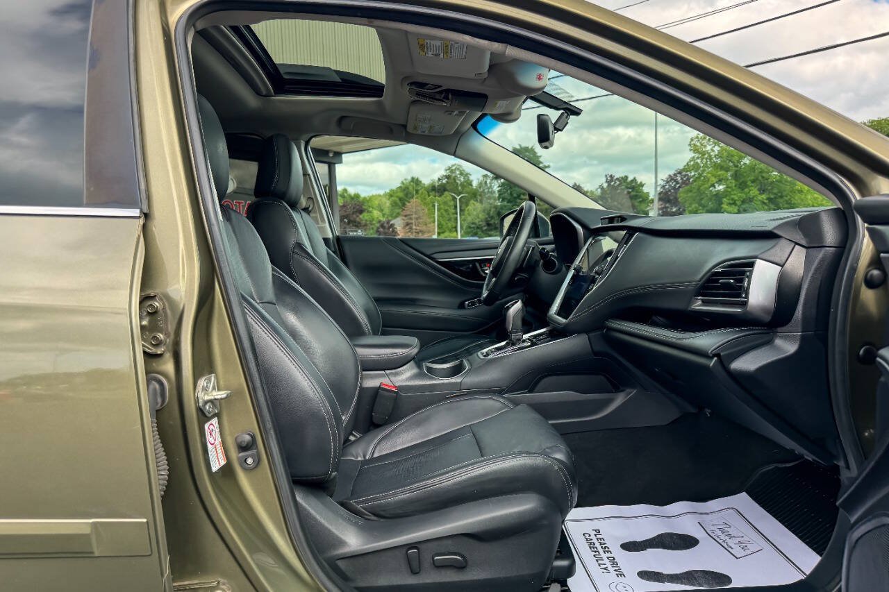 Used 2020 Subaru Outback Limited AWD/4WD image 12